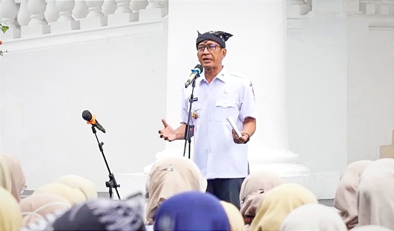 Bupati Bojonegoro Geram, Trotoar Rp50,8 Miliar Disebut Tak Sentuh Masalah Banjir Kota