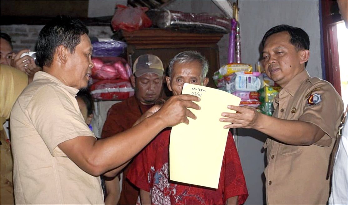 Polemik Stiker “Keluarga Miskin”, Dinsos Bojonegoro Janji Perbaiki Data Kemiskinan