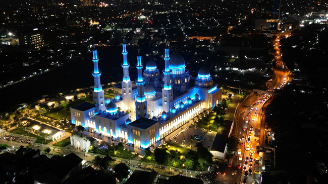 Renovasi Masjid yang Masih Layak, Hukumnya?