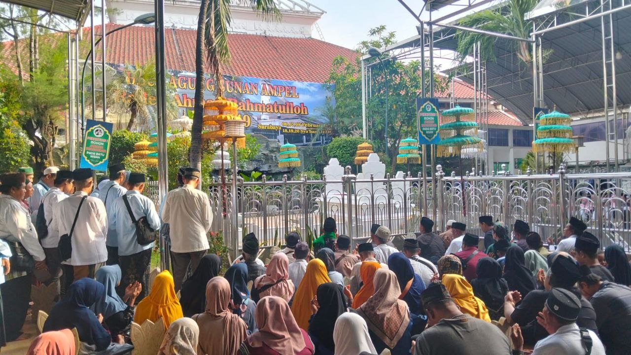 Khidmat, Jamiyyah Taman Sholaya Sarangan Ziarah ke Makam...