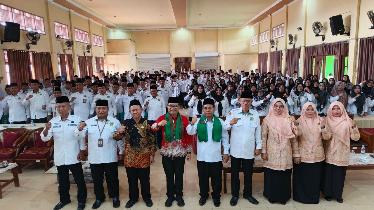 Kakanwil Kemenag Jatim Dorong ASN Bojonegoro Tingkatkan Kinerja dan Integritas