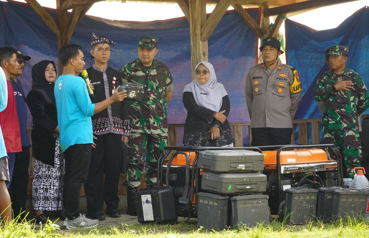 Dorong Pertanian Modern, Kodim Bojonegoro Uji Coba Drone...