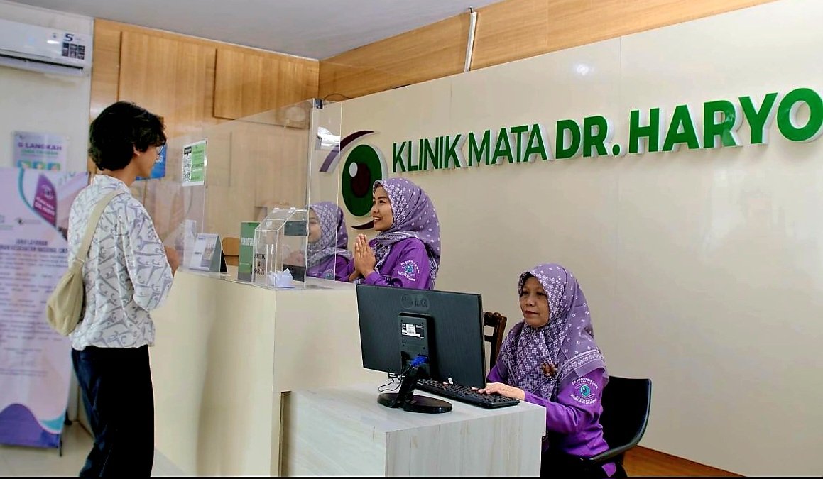 Pertama di Bojonegoro, Klinik Mata dr. Haryo Buka...