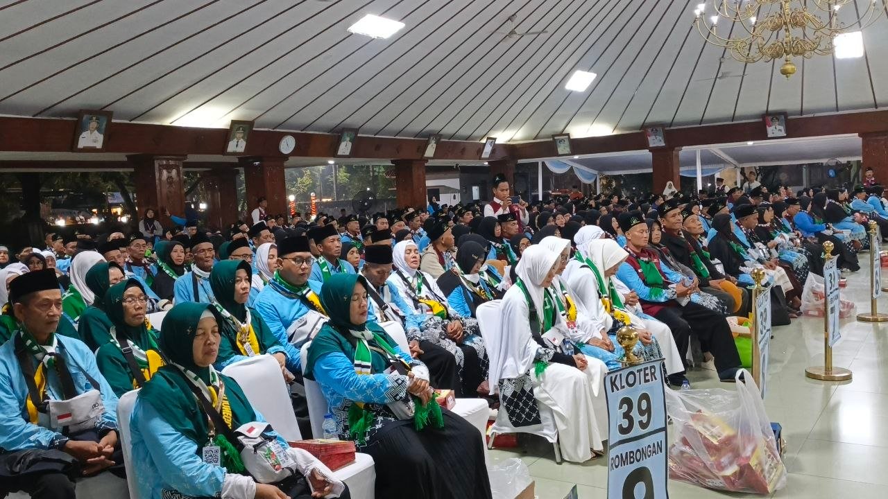 Rilis Data Terbaru Jemaah Haji Bojonegoro : Dari...