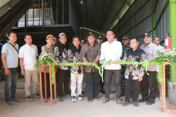 Resmikan Pabrik Pengolahan Porang di Sekar, Bupati Bojonegoro...