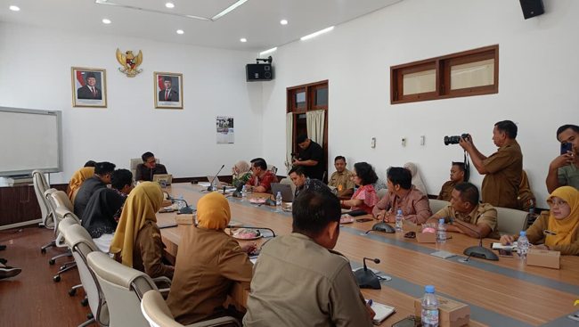 Sambut Tim Komnas Pengendalian Tembakau, Dorong Jadi Kabupaten...
