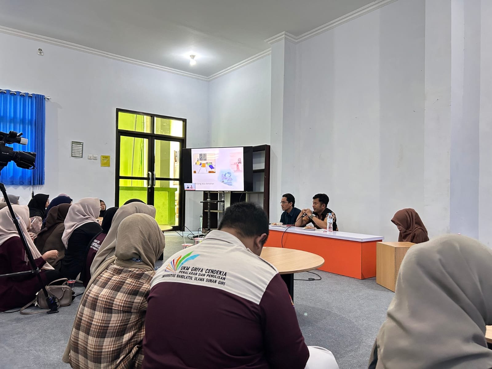 Dorong Literasi Bojonegoro, Perpustakaan Unugiri Hadirkan Program Ketemu...