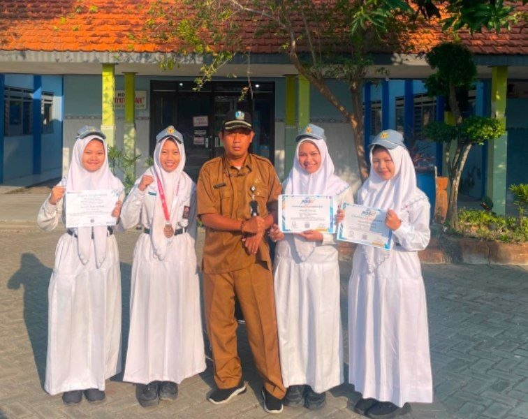 SMAN 1 Sumberrejo Panen Prestasi, Siswa Raih Emas...