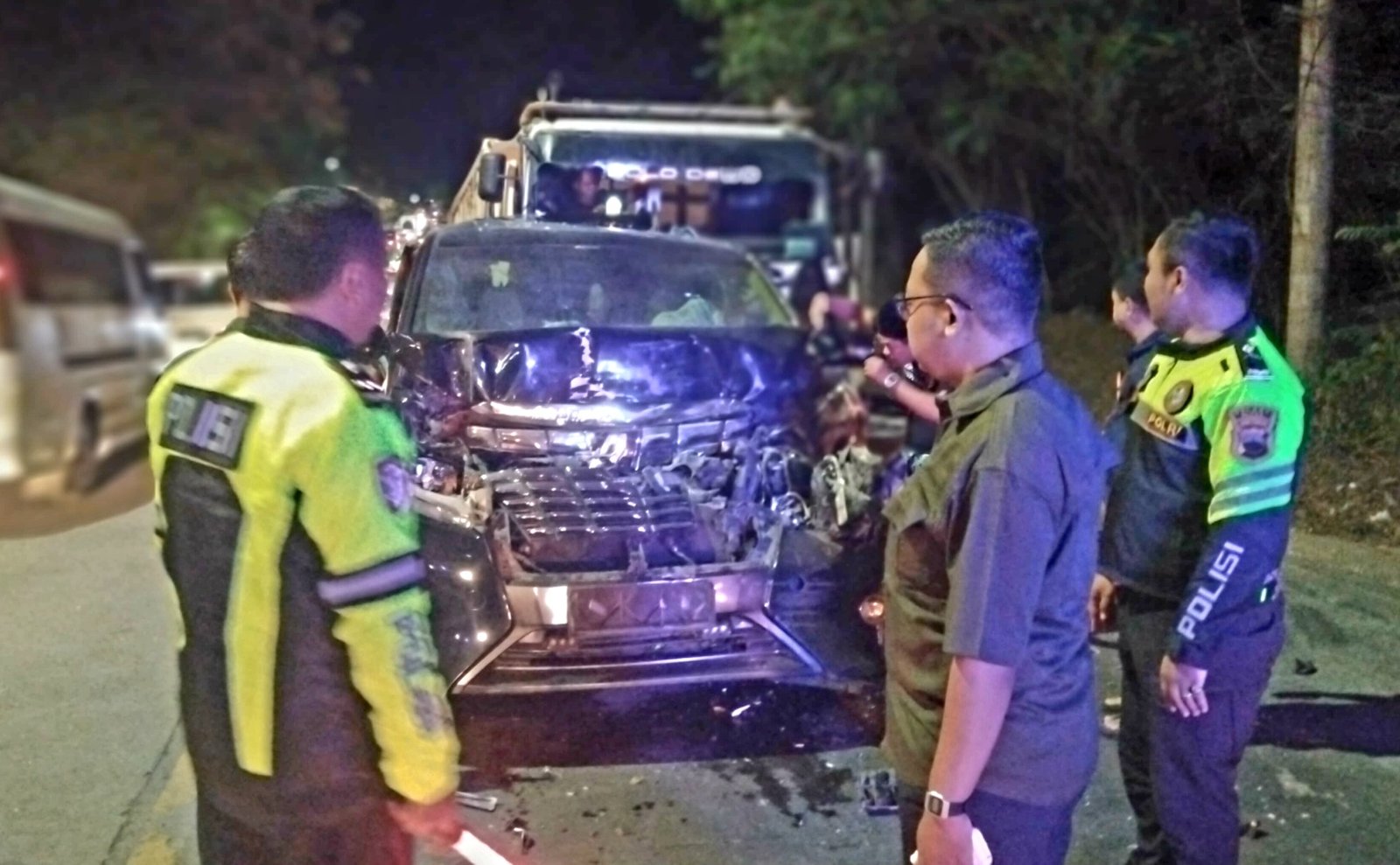 Kronologi Lengkap Kecelakaan Mobil Kiai Anwar Zahid di...