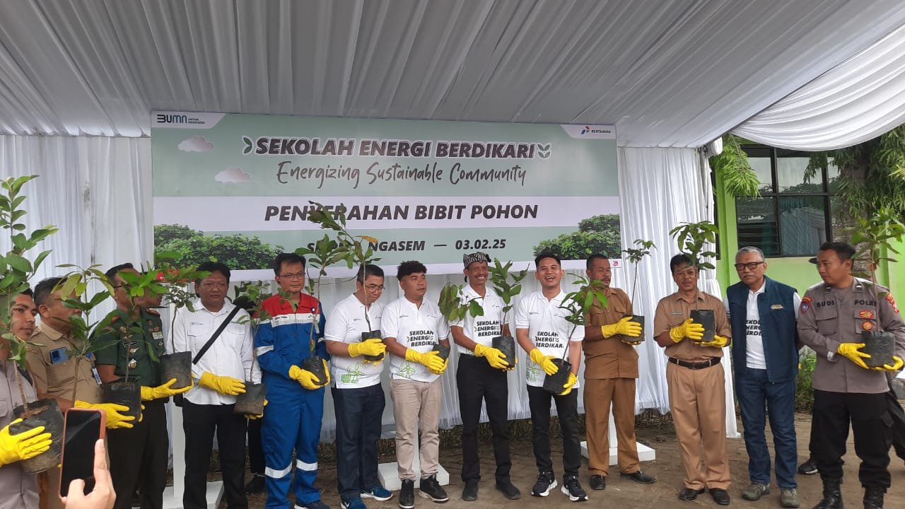 Pertamina Dukung Tingkatkan Kepedulian Terhadap Lingkungan, dengan Sekolah Energi Berdikari di SMPN 1 Ngasem