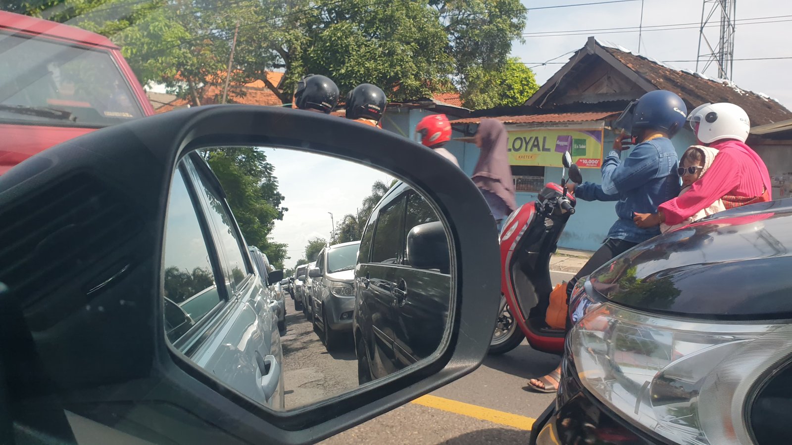 Jalur Bojonegoro Padat Merayap