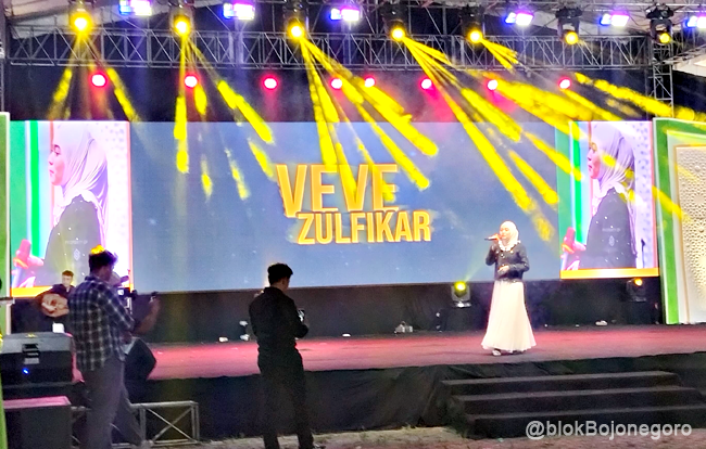 Veve Zulfikar Buka Gebyar Musik Religi dengan Sholawat Nahdliyah