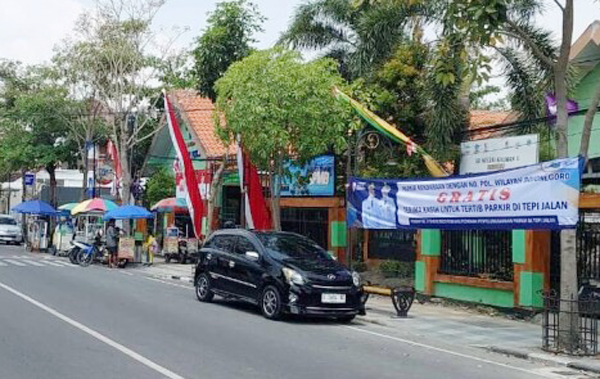 Ingat..! Kendaraan Plat Nomor Bojonegoro Bebas Biaya Parkir
