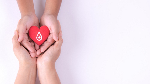 Transfusi Darah dari Non-Muslim, Bagiaman Hukumnya?