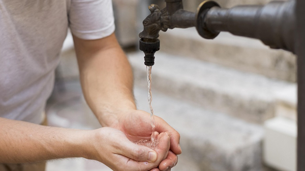 Hikmah Dibasuhnya Anggota Wudhu: Menjaga Kebersihan Lahir dan Batin