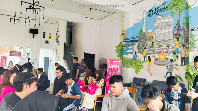 Racepack Diambil di D'Konco Cafe, Para Pelari Siap Sehat Besok Pagi