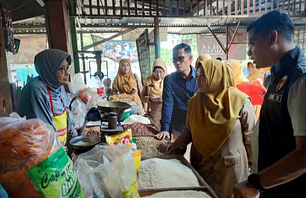 Jelang Nataru, Harga Bahan Pokok di Bojonegoro Stabil: Stok Aman