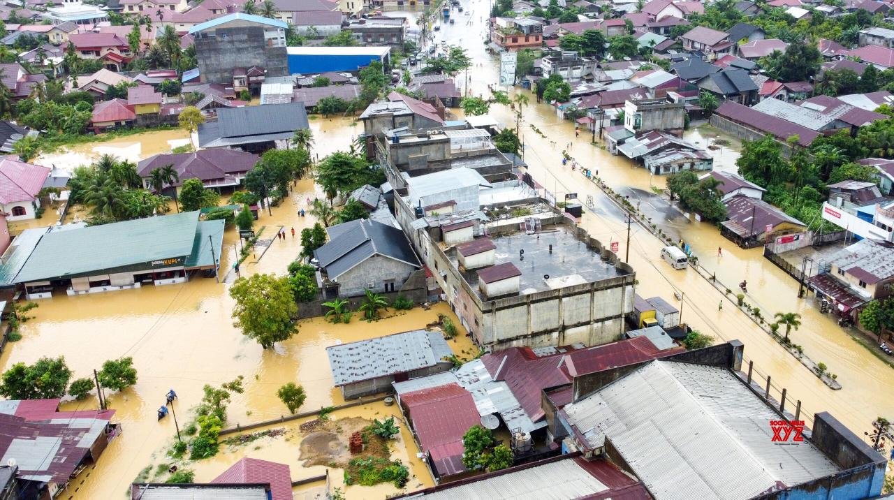 Bukan Sekadar Cuaca Ekstrem: Politik Hukum Kehutanan di Balik Banjir Aceh dan Sumatra