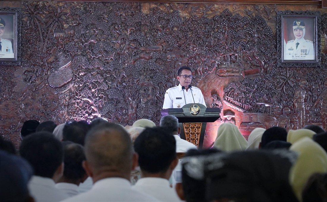 Bupati Bojonegoro Sentil Kades: Data Miskin Jangan Berdasarkan Suka atau Tidak Suka