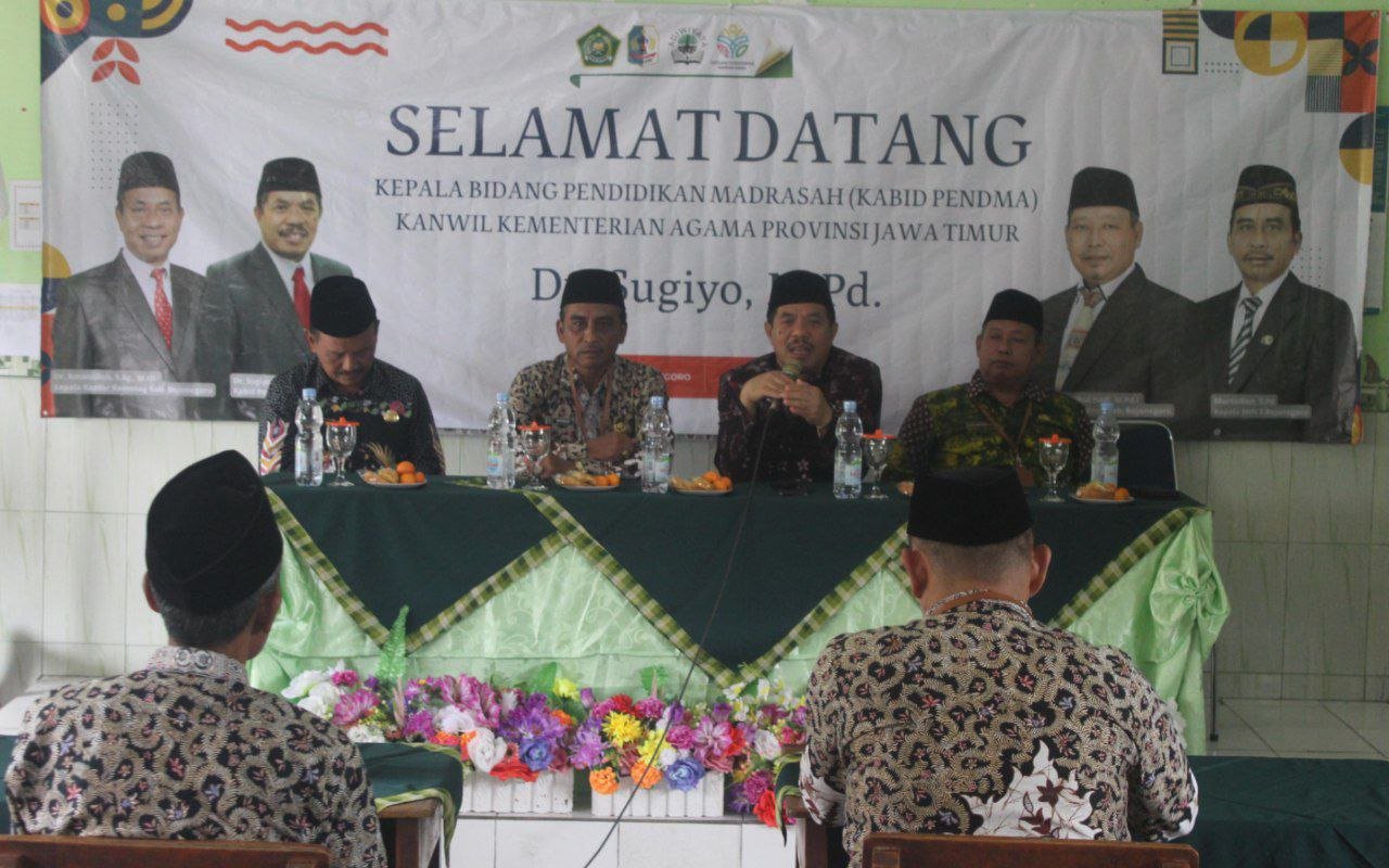 Dorong Layanan Holistik Siswa, Kabid Pendma Jatim Sambangi MIN 1 Bojonegoro