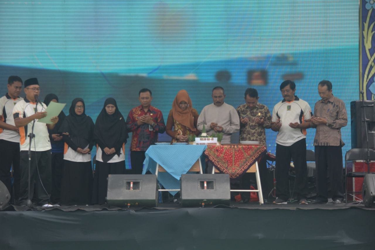 Meriah dan Penuh Makna, SMKN 1 Bojonegoro Rayakan...