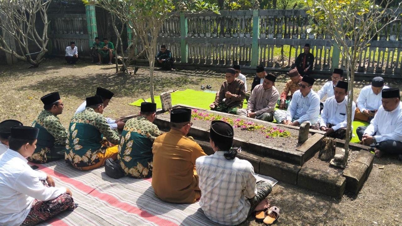 PCNU Bojonegoro Gelar Ziarah Muassis NU Serempak di 4 Titik