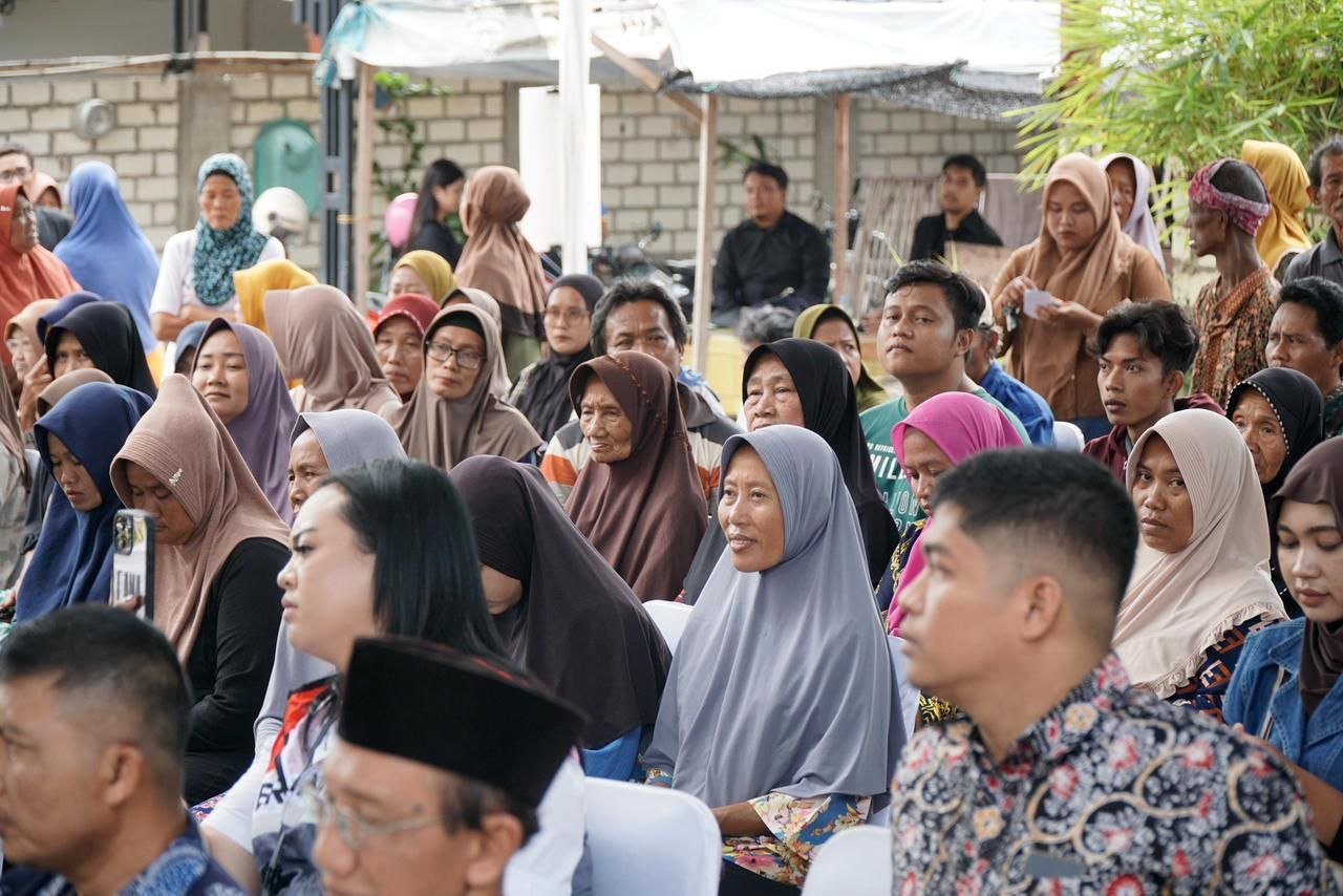 Antusias Warga Warnai Pasar Murah Pertamina Patra Niaga...