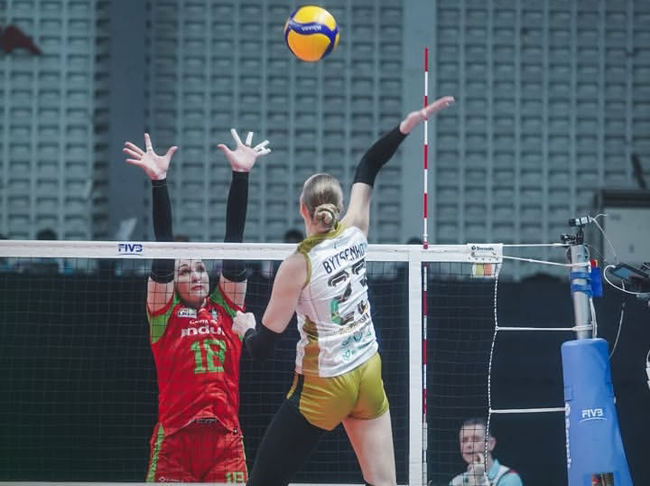 Sengit..! Gresik Phonska Plus Kalah 1-3 dari Jakarta Pertamina Enduro