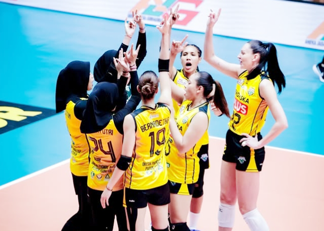 Dahsyat..! Gresik Phonska Plus Kalahkan Jakarta Popsivo Polwan...