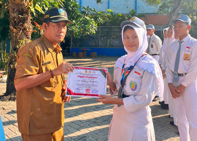 Dukung Siswa Prestasi, SMAN 1 Sumberrejo Bojonegoro Rutinkan...