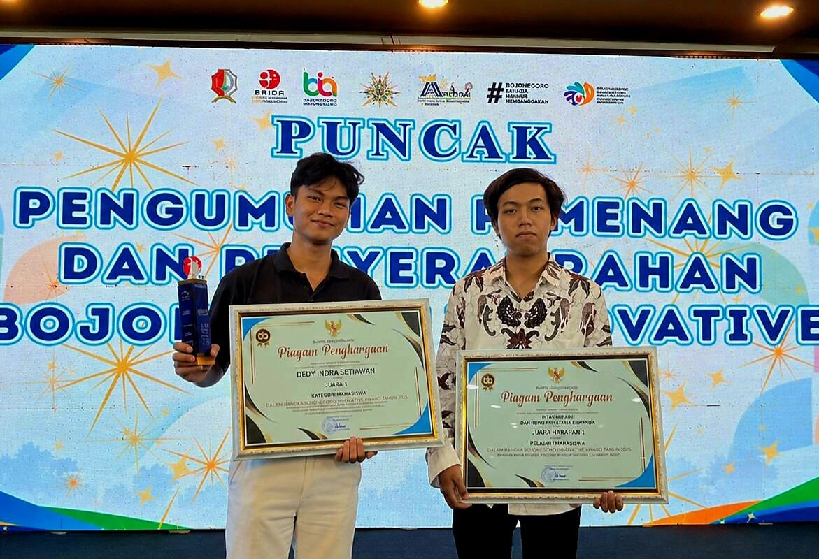 Mahasiswa IKIP PGRI Bojonegoro Sabet Penghargaan pada Bojonegoro...