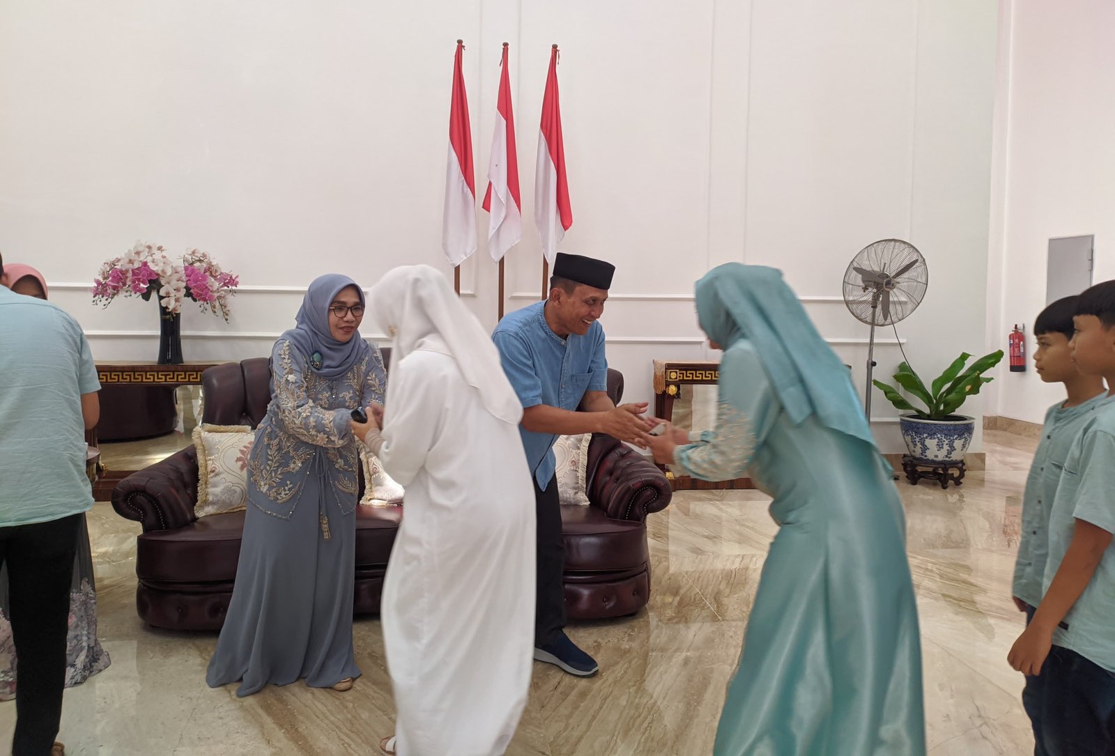 Perdana, Bupati dan Wabup Bojonegoro Gelar Open House