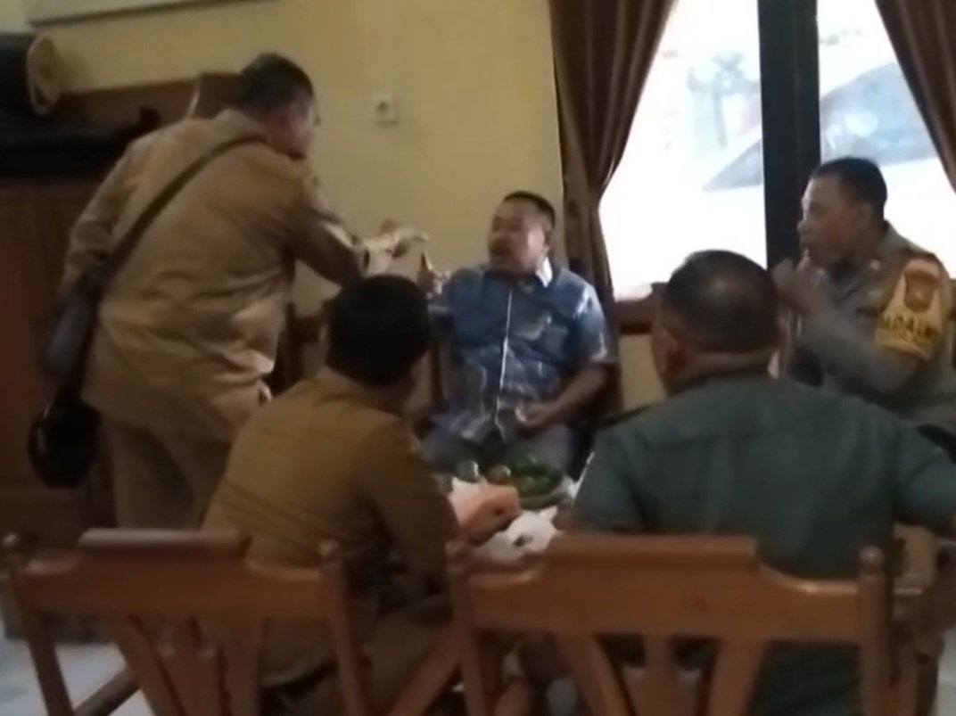 Adu Mulut di Polsek Ngraho Ternyata Hanya Prank: Cara Unik Rayakan HUT Bhayangkara ke-79