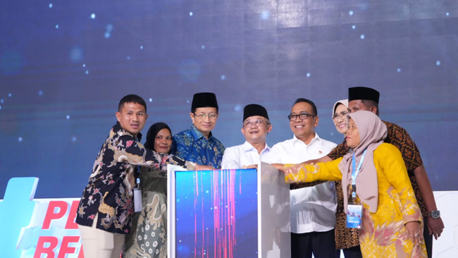 Pemerintah Salurkan Bantuan bagi Guru Non-ASN dan Pendidik Nonformal