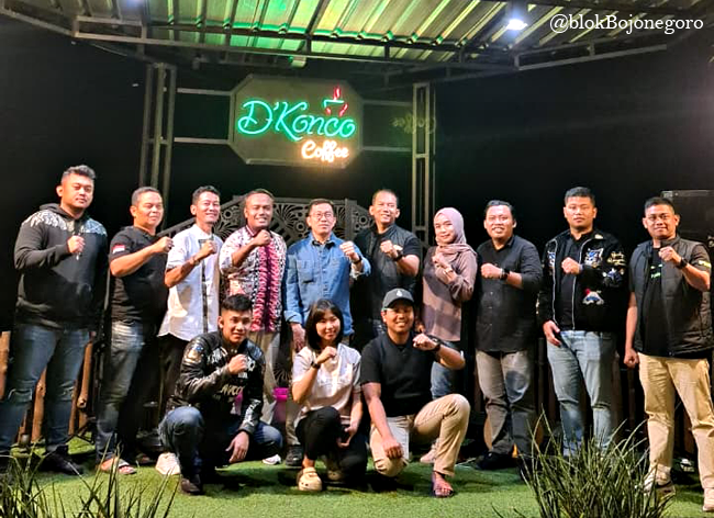 Habis Patroli, Kapolres Bojonegoro Ajak Petinggi Polres ke D'Konco Cafe