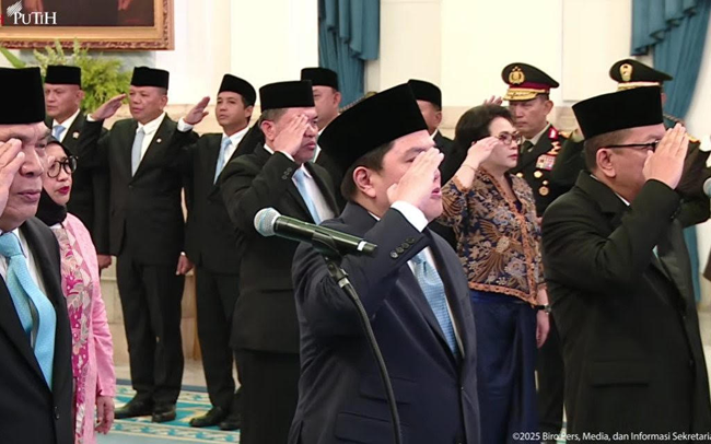 Dilantik Presiden Jadi Menpora, Erick Tohir Tunggu Sikap FIFA Soal Jabatan Ketum PSSI