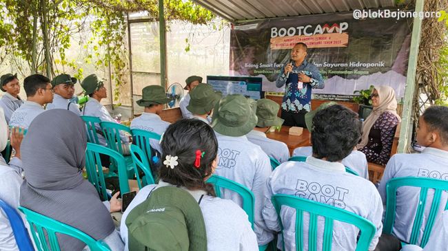 Bootcamp Smart Farming Dinpora Bojonegoro Latih Pemuda Jadi Produsen Pertanian Modern