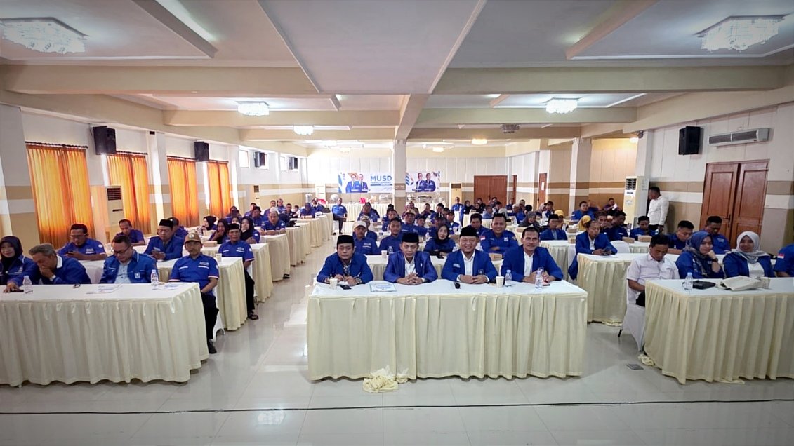 Lasuri Kembali Nakhodai DPD PAN Bojonegoro