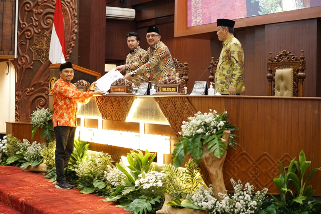 Dewan Jatim Bahas Raperda Ketertiban Umum dan Perlindungan Masyarakat