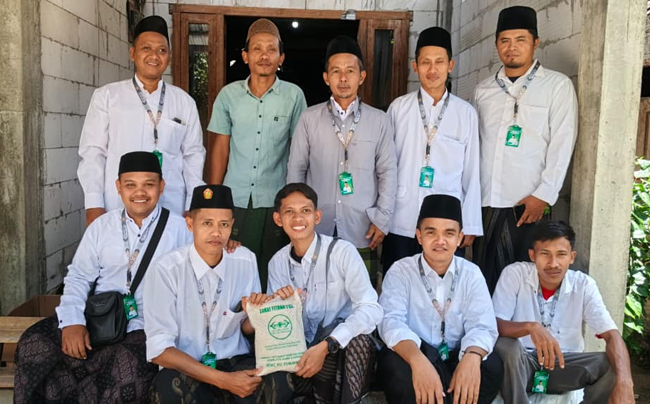 Akhir Ramadhan 1447 H, LAZISNU MWC NU Temayang Salurkan Zakat Fitrah ke Sejumlah Dusun