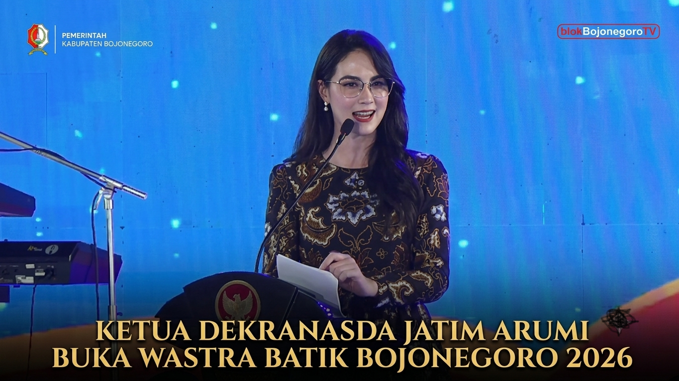 Ketua Dekranasda Arumi Bachsin Buka...