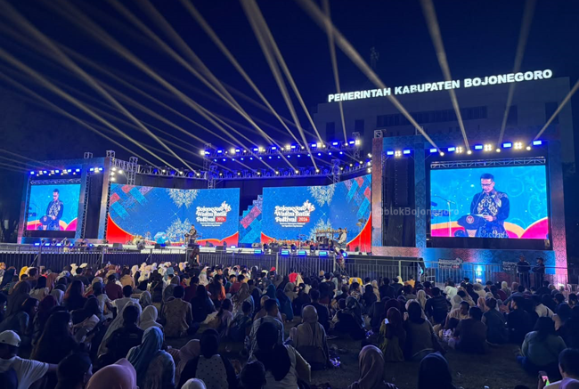 Panggung Megah dan Ikonik Bojonegoro Wastra Batik Festival 2026