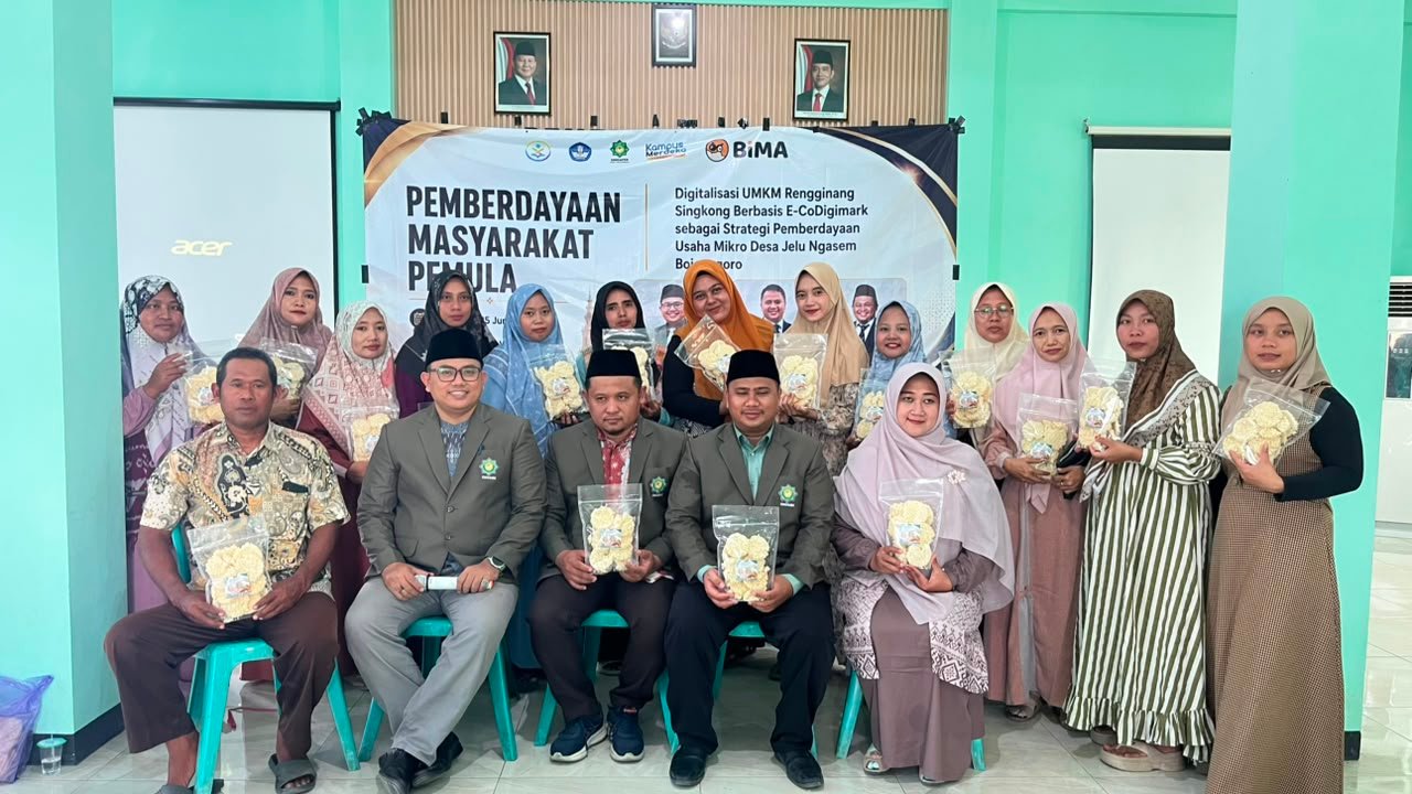 Perkuat Daya Saing UMKM Rengginang Singkong Bojonegoro, Dosen dan Mahasiswa UNUGIRI Beri Pendampingan Digitalisasi Berbasis E-CoDigimark