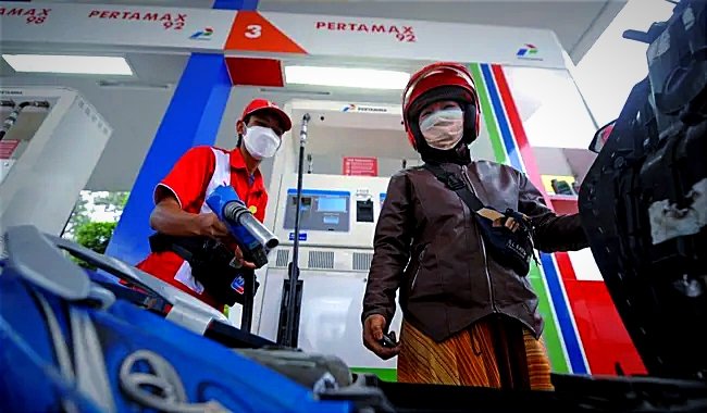 Harga Pertamax 92 Naik Rp16.250, Warga Bojonegoro Beralih ke Pertalite