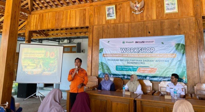 Hadapi Kekeringan dan Banjir, Warga Bobol Dorong Gerakan...