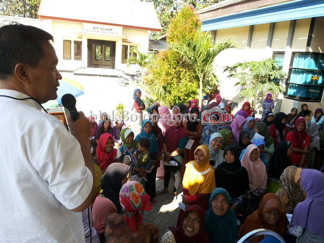 Kuswiyanto Pantau Bantuan Non Tunai PKH di Ngasem