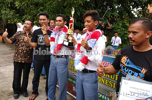 Tim Robot SMAN 1 Baureno Raih Tiga Juara di Jepang