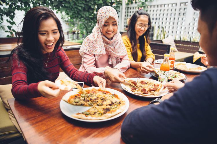 Kendalikan Keinginan Makan Saat Stres
