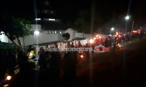 Takbir Keliling dengan Doorprize Peralatan Dapur