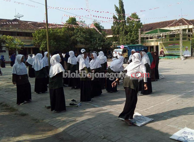 Ratusan Santri Al Rosyid Laksanakan MOS 2 Hari